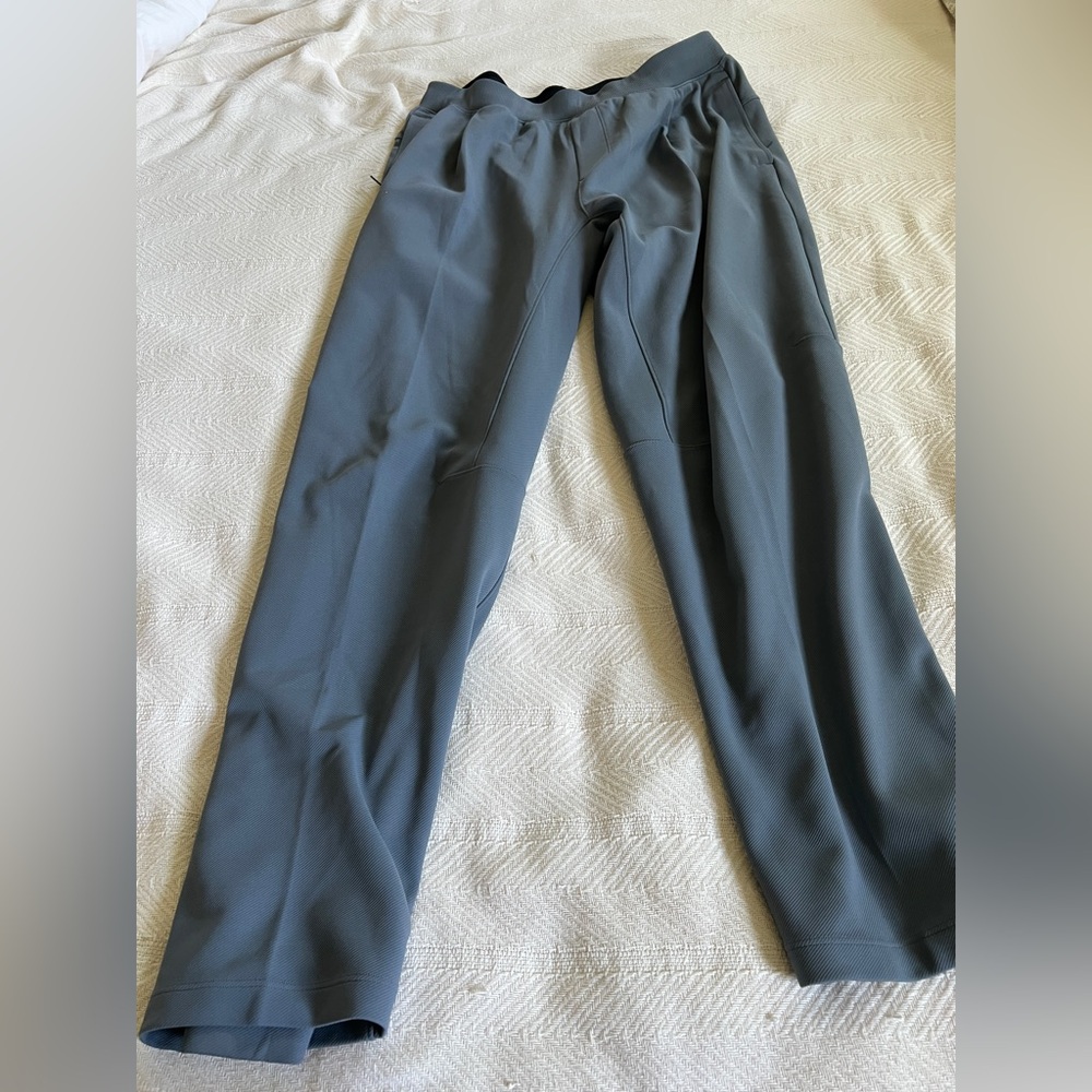 Lululemon x peloton relaxed fit smooth twill track pant